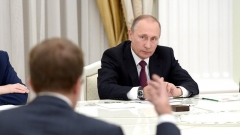 Новости  - Владимир Путин провел телемост из КФУ с ведущими учебными заведениями страны