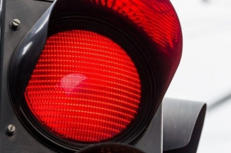 На улице Гвардейская в Казани водитель сбил 12-летнюю девочку и скрылся