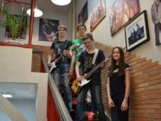 «Летучий корабль» дебютирует со своим сольным концертом