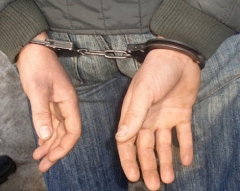 Новости  - Грабитель оставил своей жертве сотовый телефон