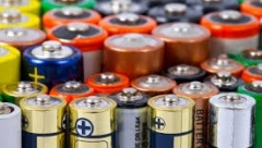 В столице республики установили 30 контейнеров для сбора батареек