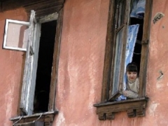 Новости  - В столице Татарстана в «неаварийном» жилом доме рухнул потолок