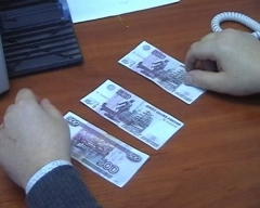 Новости  - Казань: преступная группа изготавливала и сбывала фальшивые 500 и 1000 рублёвые купюры