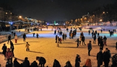 Новости  - Сегодня дневная выручка катка на "Черном озере" пойдет на благотворительность