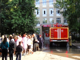 В Казани школа загорелась сразу после визита инспектора Госпожнадзора