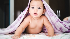 Материнский капитал и отцы: Путин расширил их права