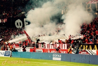 Противостояние футбольных фанатов и казанской полиции продолжается