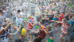 Новости  - Вооружаемся пистолетами и в лес.