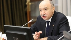 Новости  - Ректор КФУ Ильшат Гафуров удостоился памятного знака