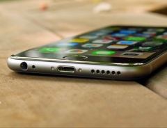 Новости  - В Казани у 19-летнего студента украли коробку с 25 iPhone 6